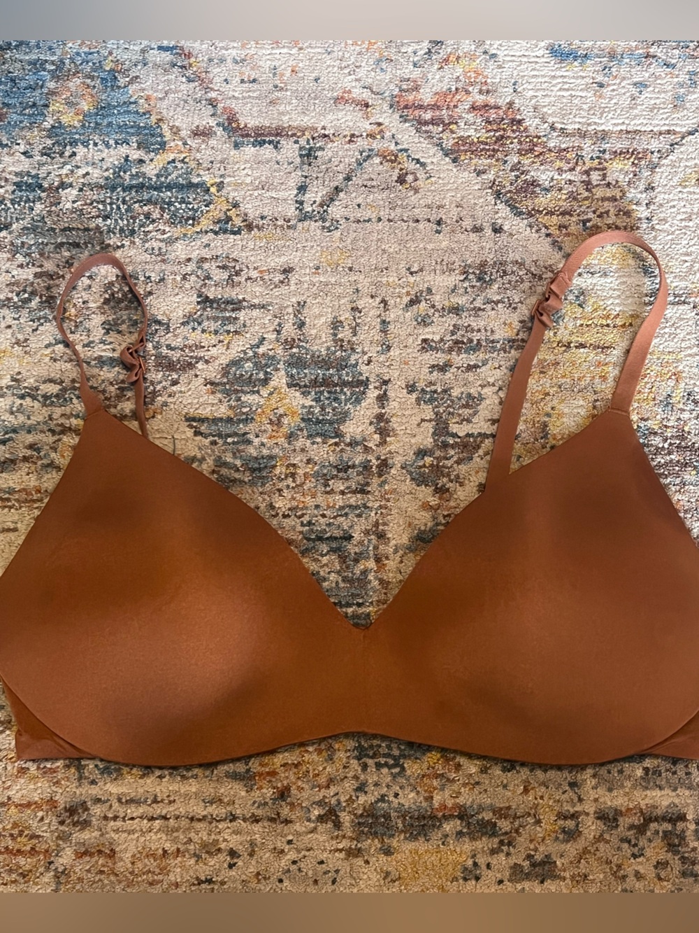 Skims Wireless Push Up Bra